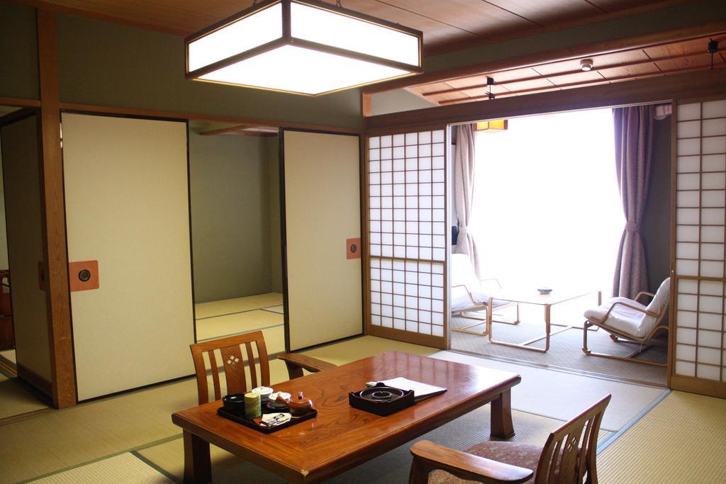 Hakone Gora Shinzan Hotel Bagian luar foto