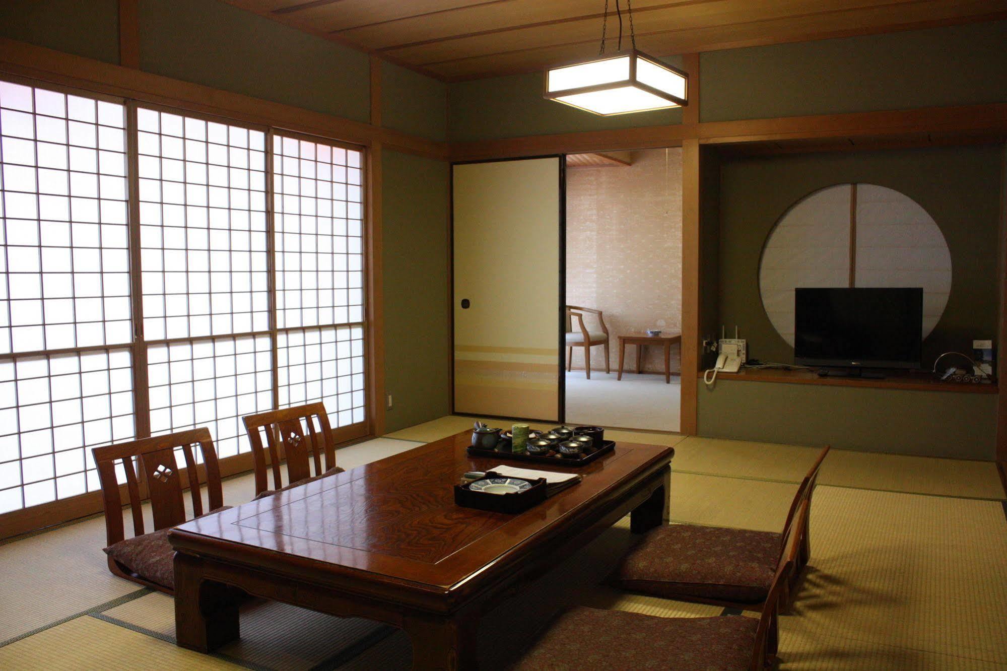 Hakone Gora Shinzan Hotel Bagian luar foto